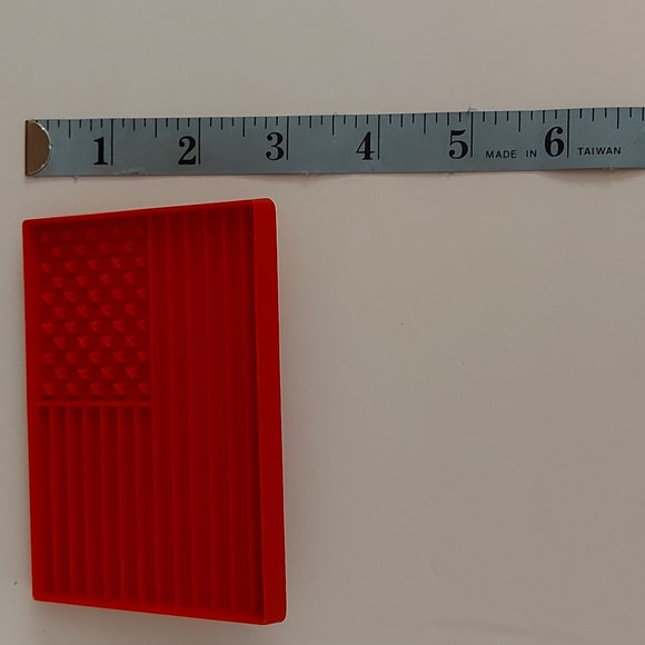 Vintage Tupperware Cookie Cutters - 9 piece - Picture 9 of 11